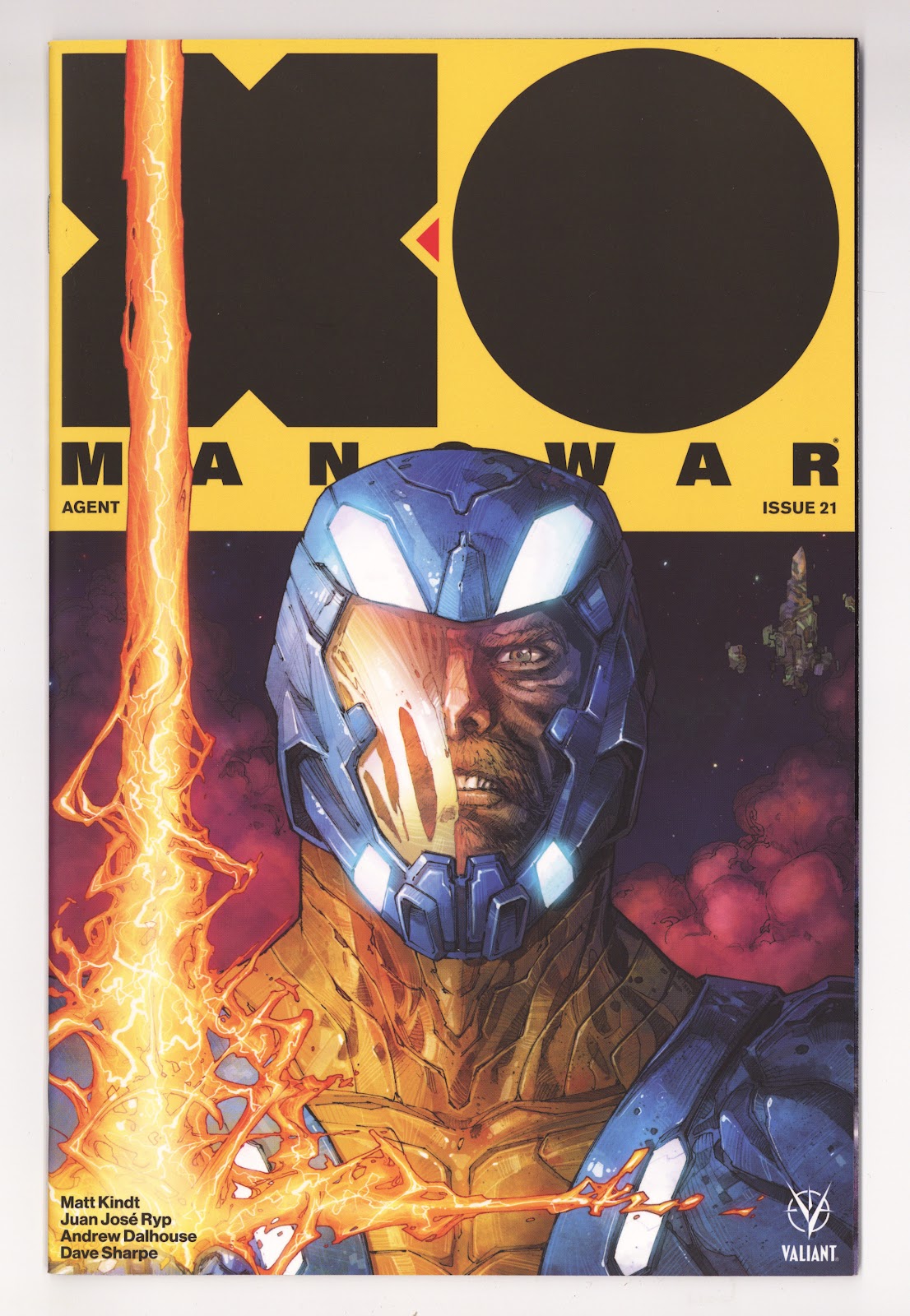 X-O Manowar (2017) Vol 4 21 High Grade (2018) Cover A - Kenneth Rocafort 