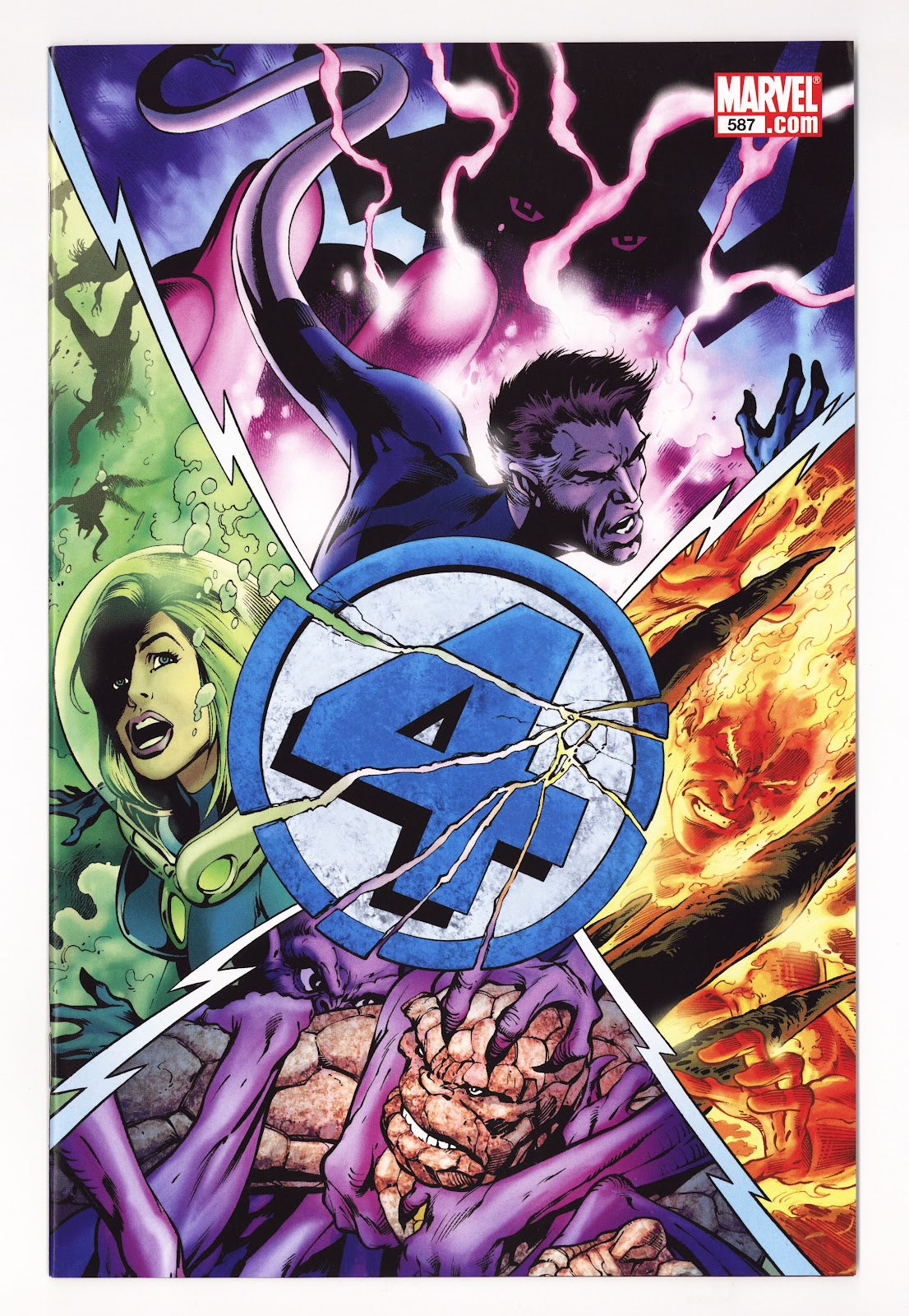 Fantastic Four   587  Mid Grade   (2011)