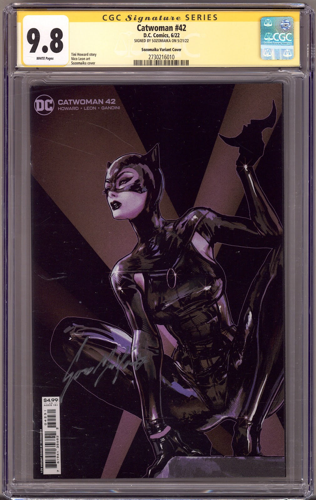 Catwoman Vol 5 42 CGC 9.8 (NM/M) (2022) Sozomaika Incentive Variant Signed x1 Cover Sozomaika 