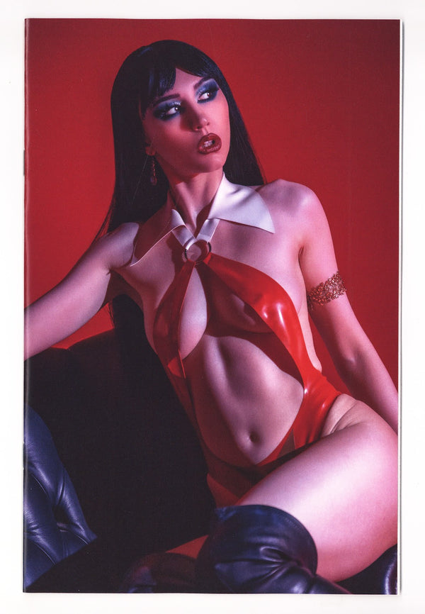 Vampirella Armageddon 12 Photo Virgin Incentive (2026)