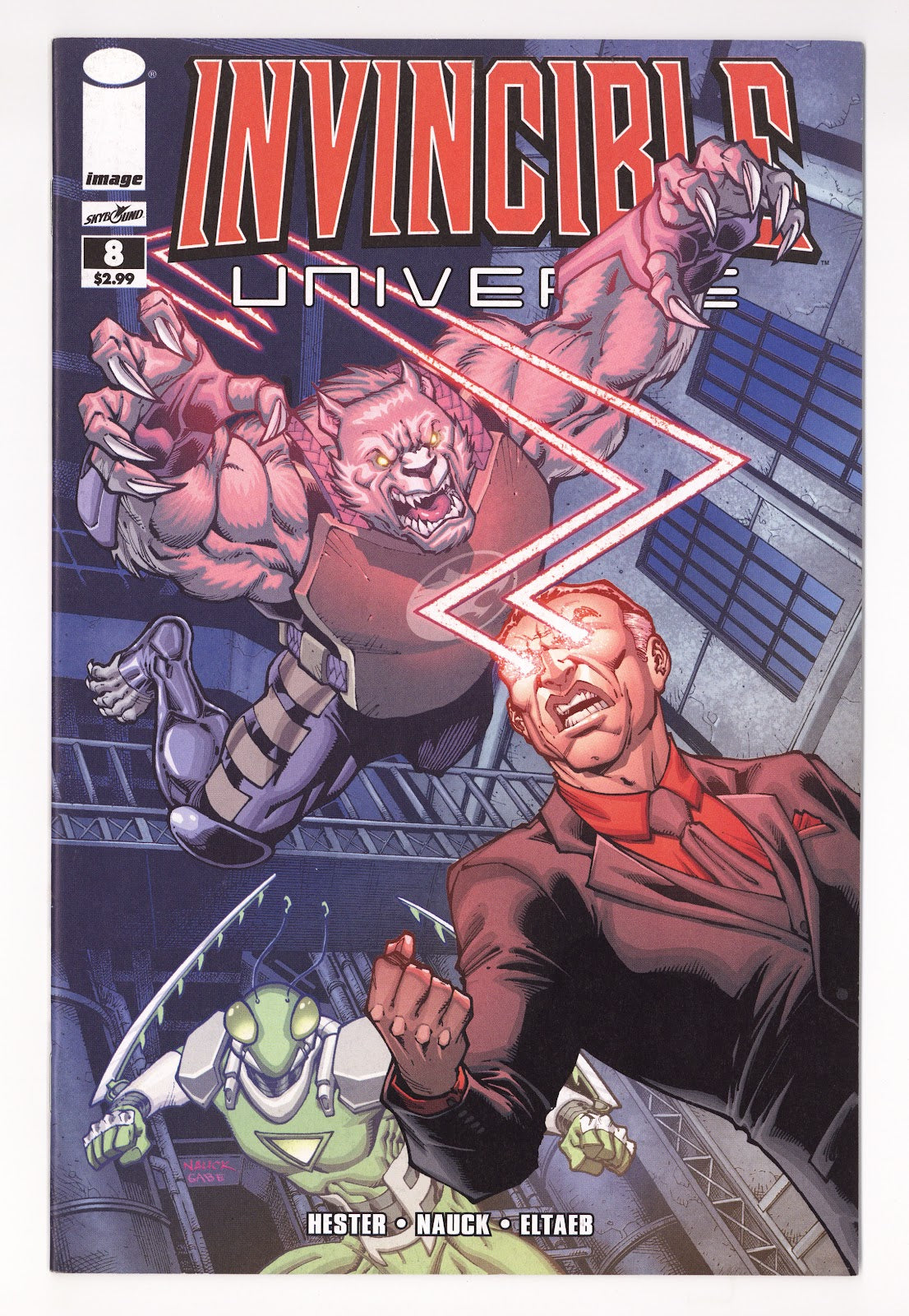 Invincible Universe 8 VF (8.0) () 