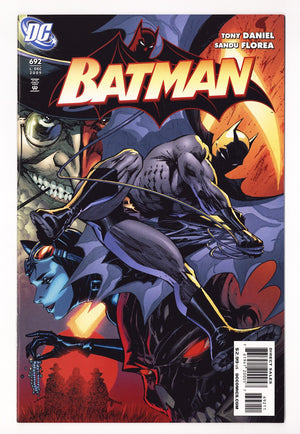 Batman Vol 1 692  High Grade   (2009)