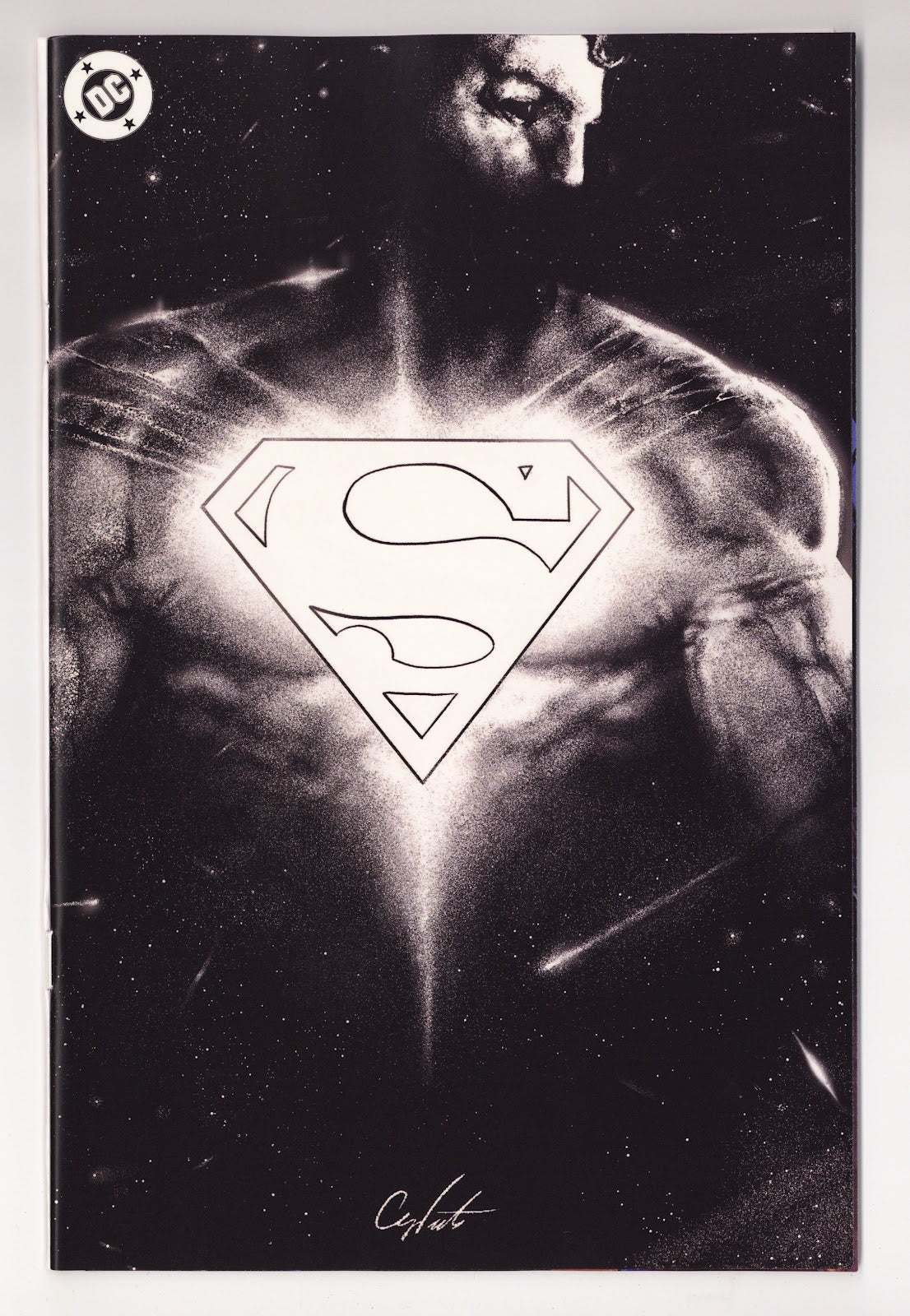 Superman Vol 6 #43 (2026) Subic Glow in the Dark Variant