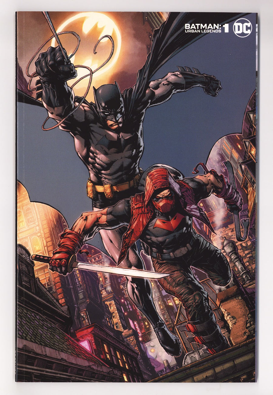 Batman: Urban Legends   1  High Grade   (2021) Finch   Variant  