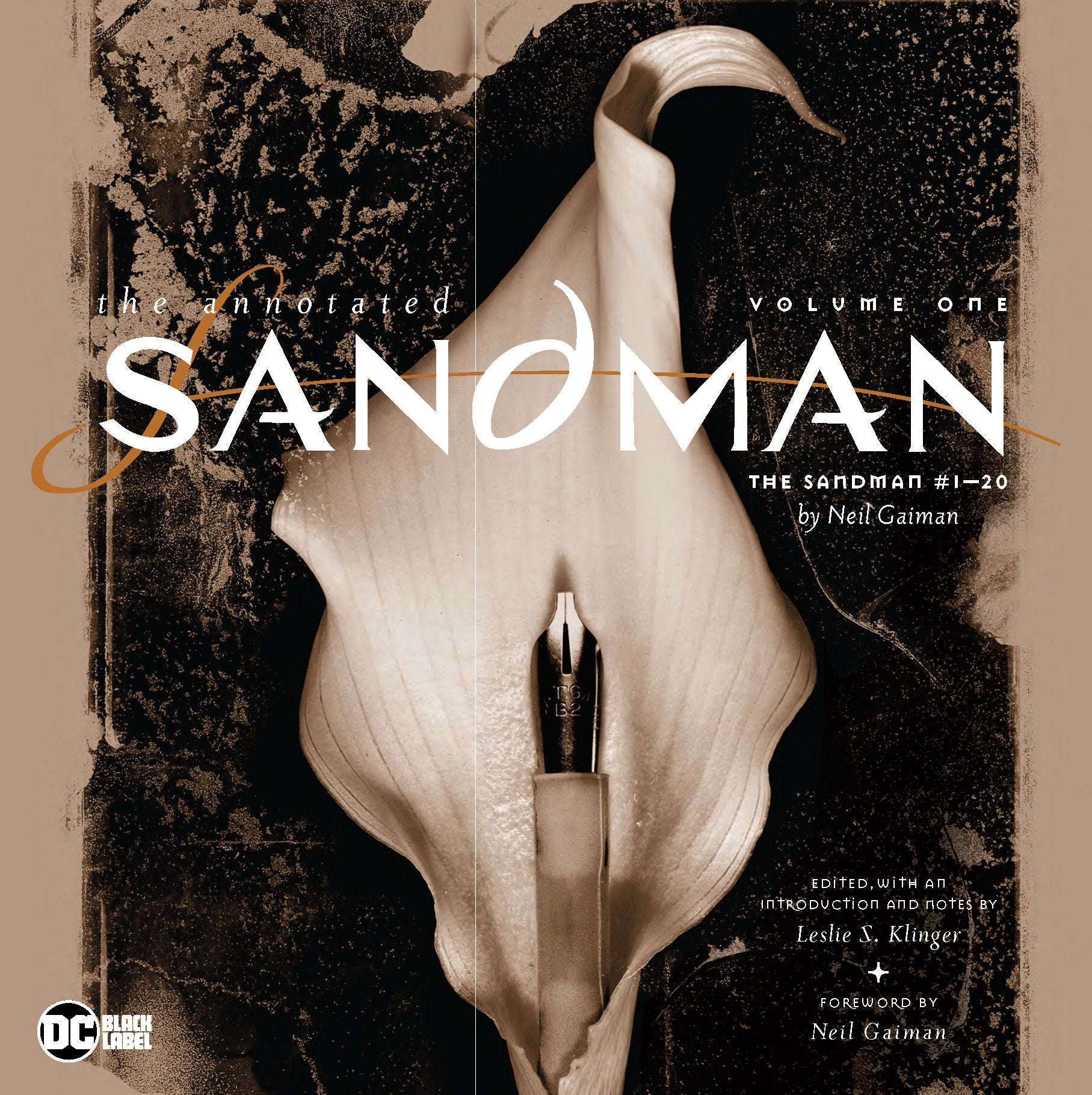 Annotated Sandman Vol. 1 (2022 edition) HC