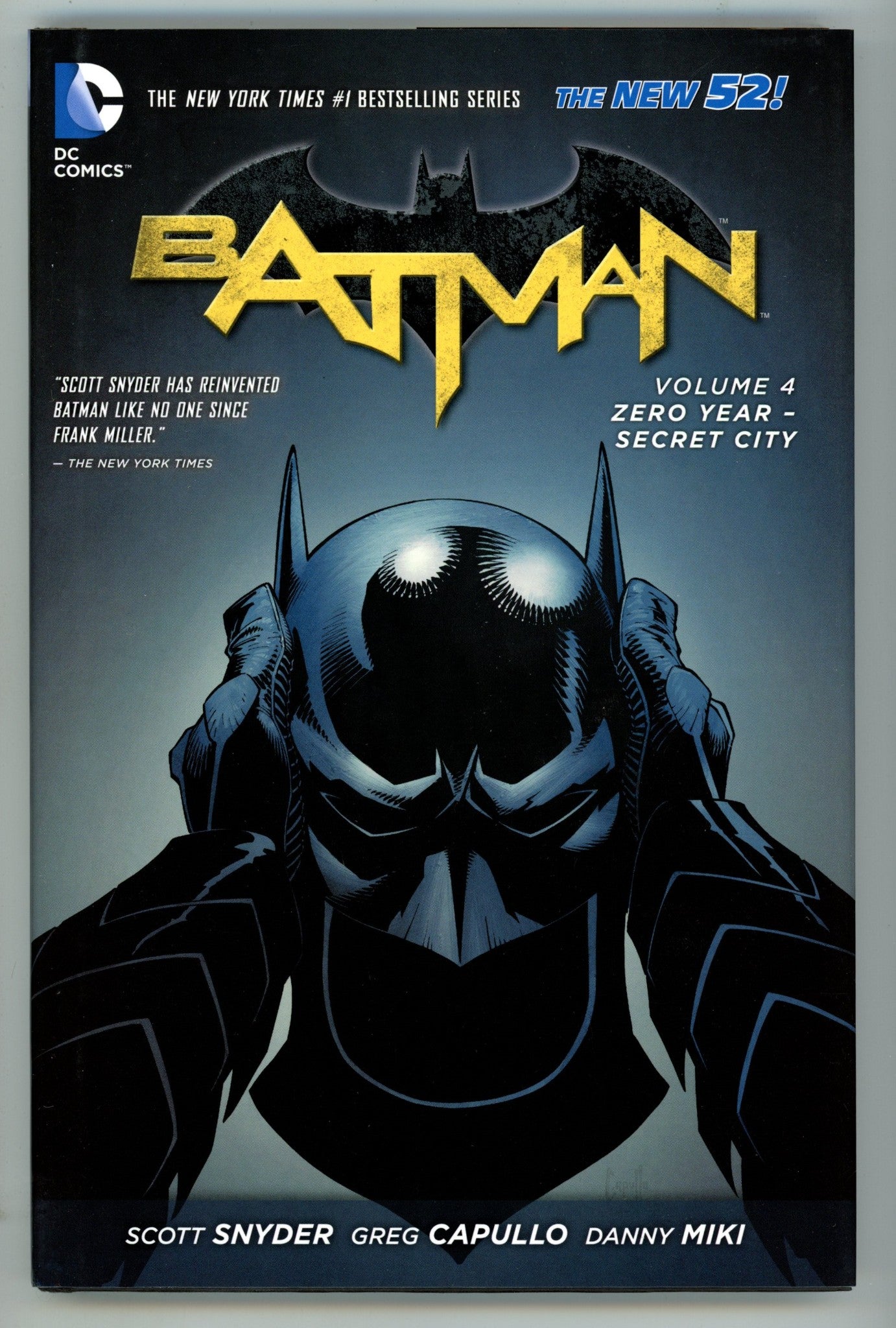 Batman HC Vol 4 Mid Grade (2014) 