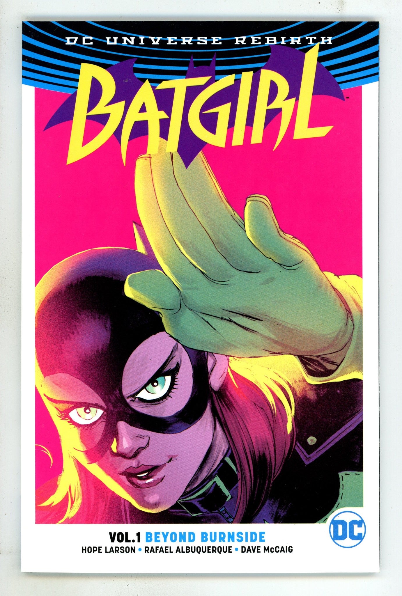 Batgirl TPB Vol 1 Mid Grade (2017) 