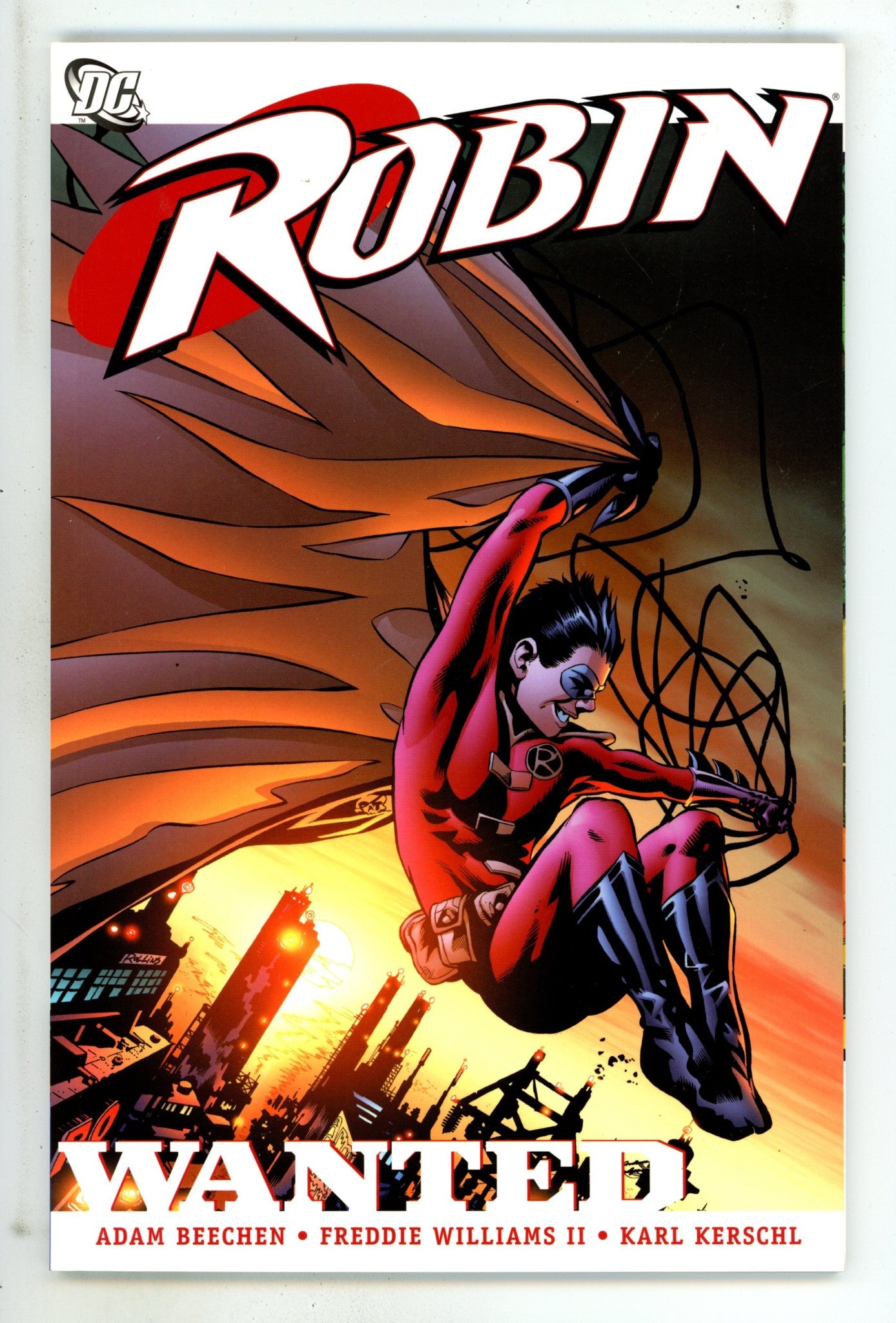 Robin: Wanted TPB Mid Grade (2007) 