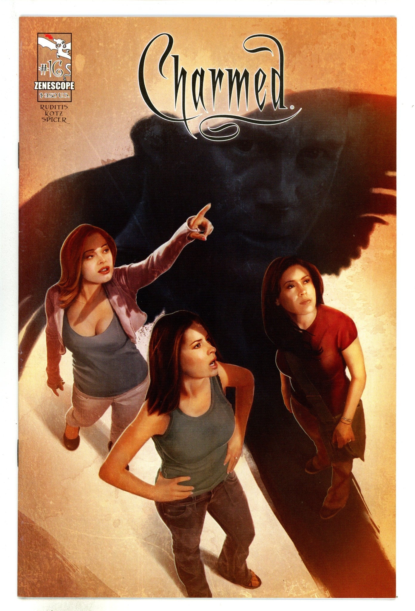 Charmed 16 VF (8.0) (2011) 