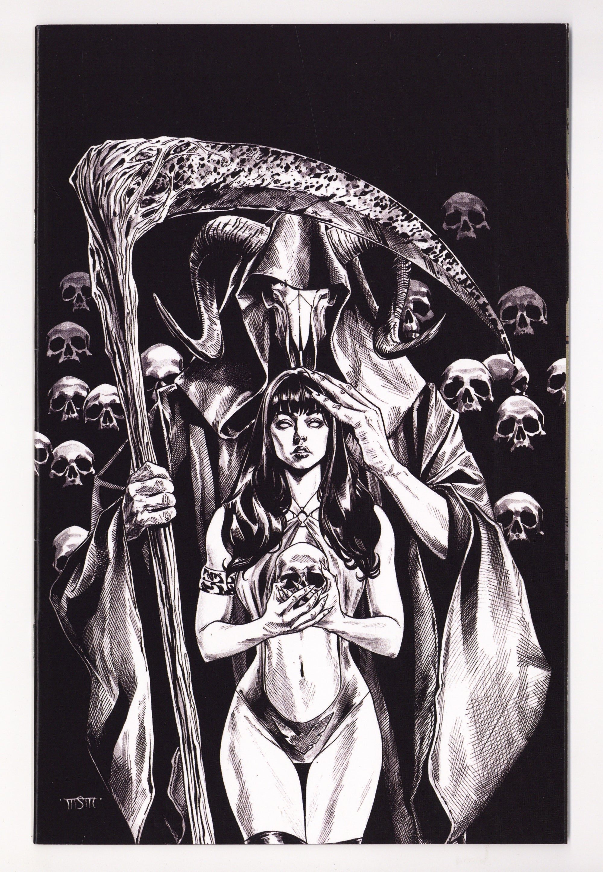 Vengeance of Vampirella Vol 2 16  VF (8.0)   (2021) Maria B&W Virgin Incentive Variant  