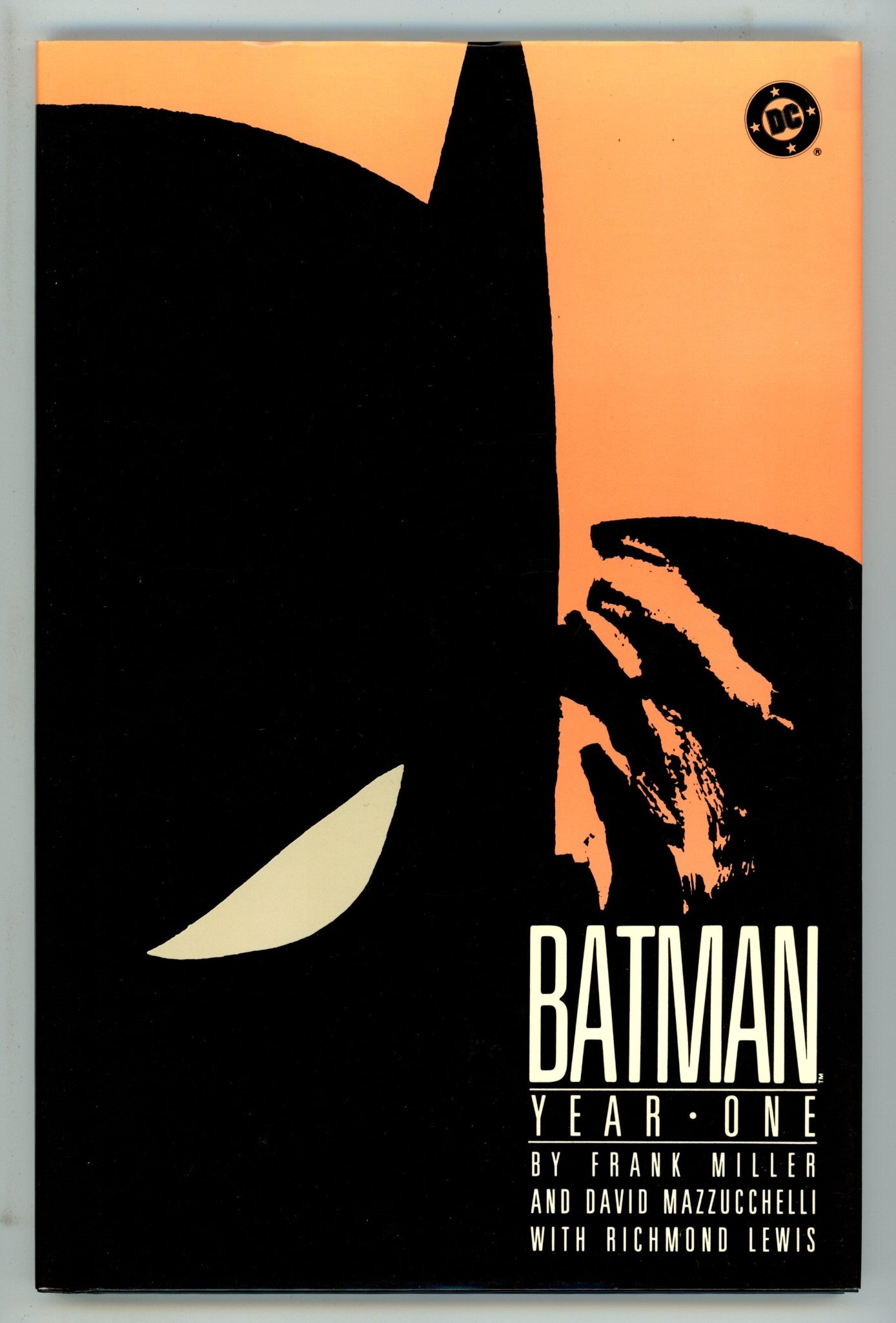 Batman: Year One HC Mid Grade (1988) 