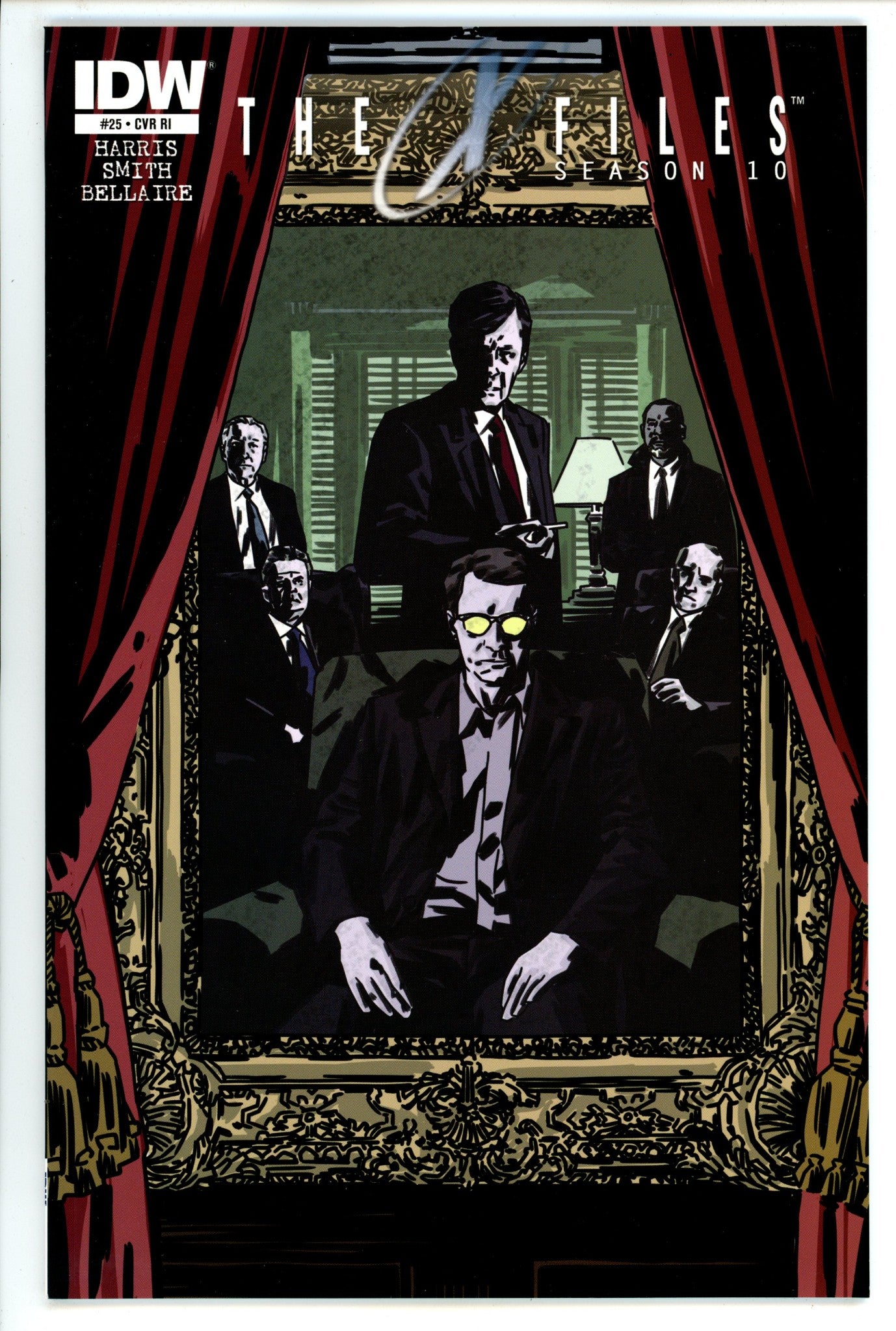 The X-Files: Season 10 25 NM (9.4) (2015) Smith Incentive Variant 