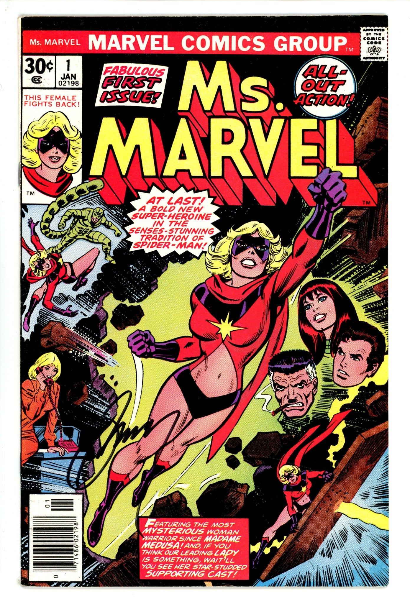 Ms. Marvel Vol 1 1 FN Signed Gerry Conway (1977)