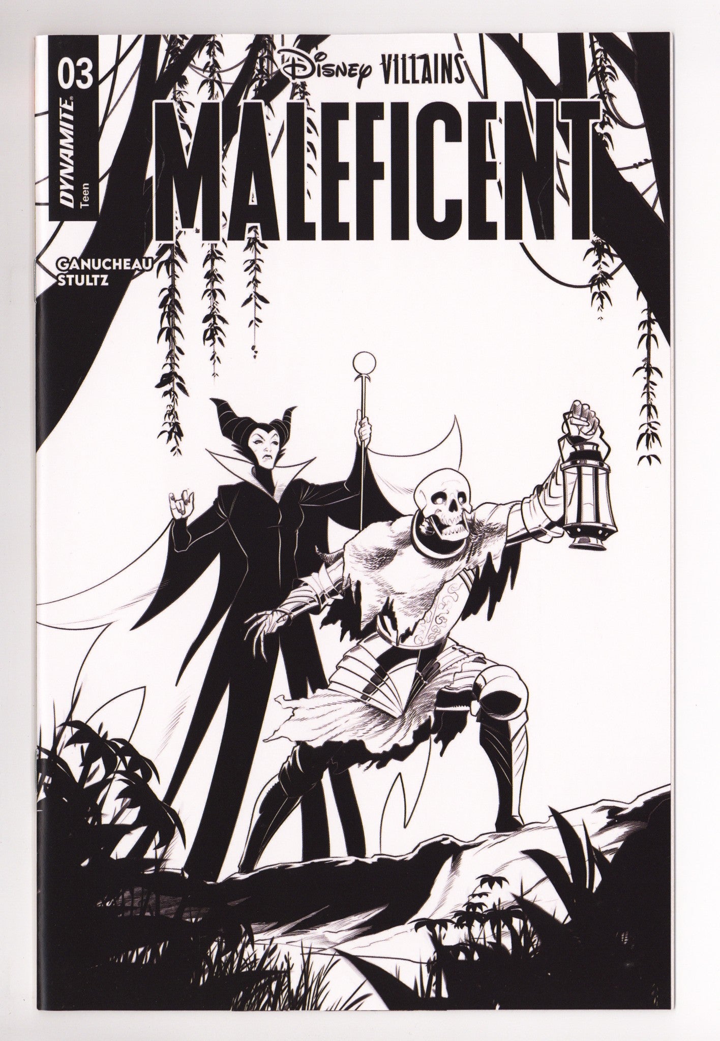 Disney Villains Maleficent 3 Quinn B&W Incentive (2025)