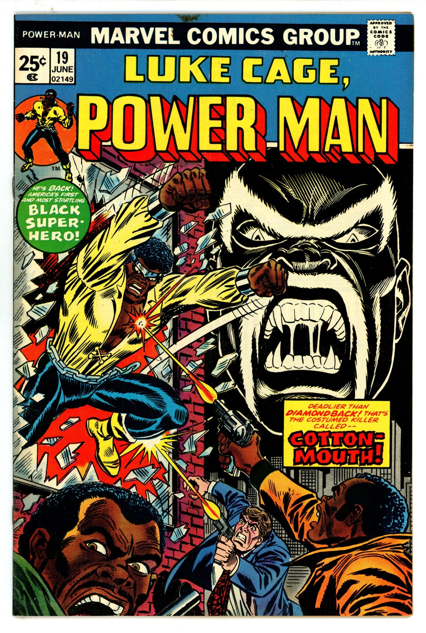 Power Man 19 VF- (7.5) (1974) 