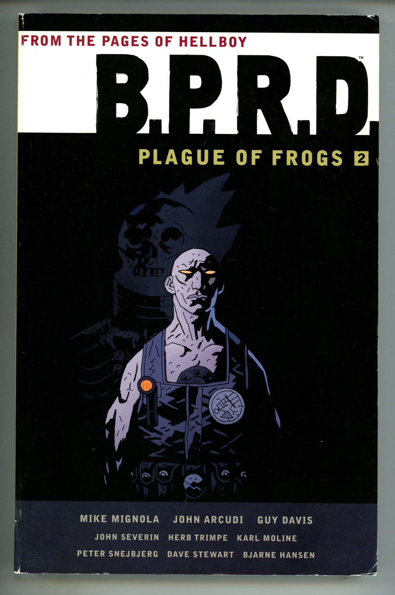 B.P.R.D.: Plague of Frogs TPB Vol 2   Mid Grade   (2015)       