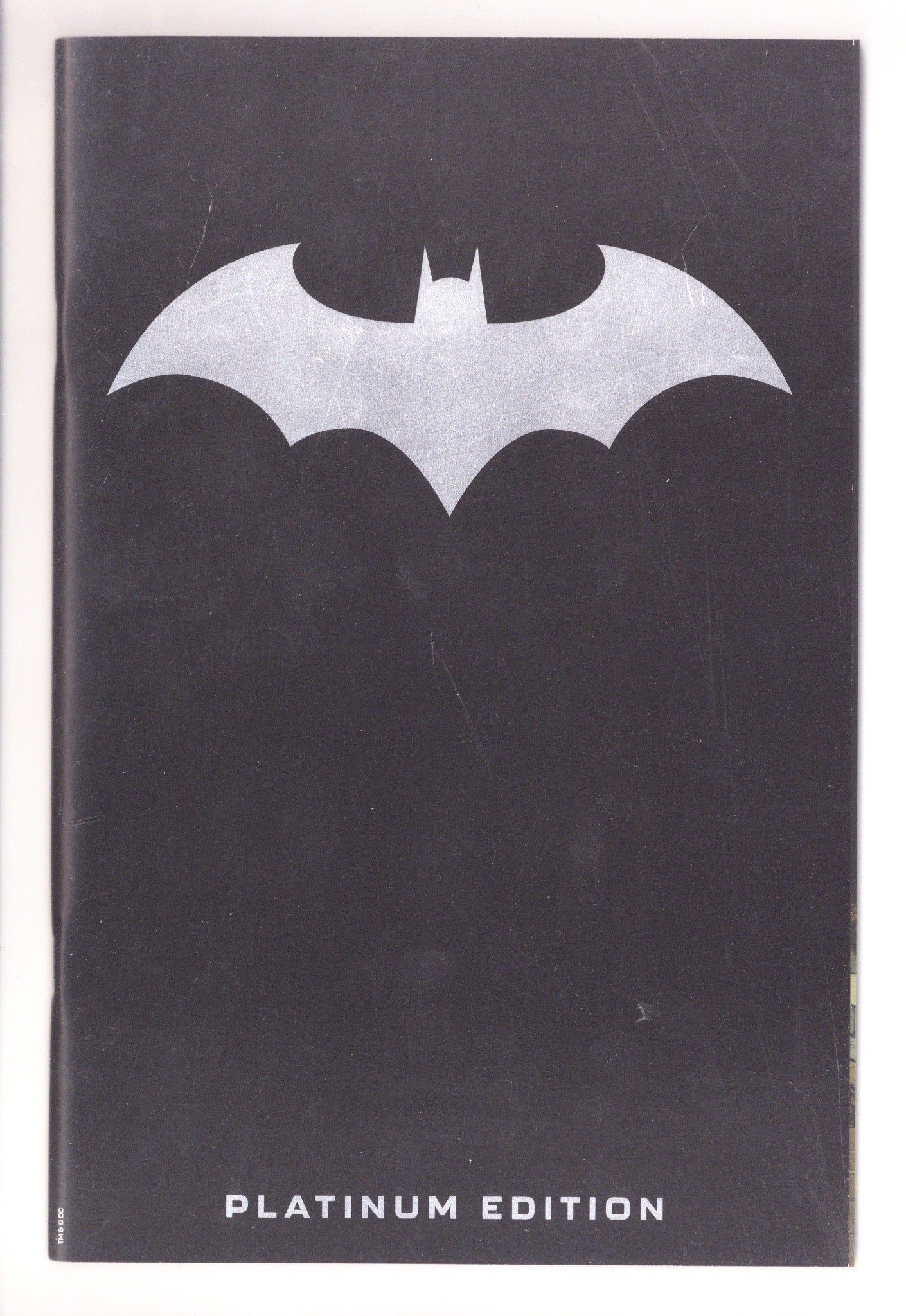 Batman Vol 3 135 (900)  NM (9.4)   (2023) Platinum Insignia   Exclusive Variant  