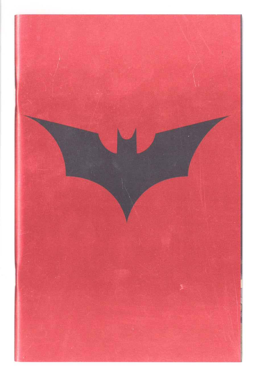 Batman Vol 3 135 (900)  NM (9.4)   (2023) Red Foil Insignia   Exclusive Variant  