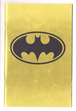Batman Vol 3 135 (900) NM (9.4) (2023) Gold Foil Insignia Exclusive Variant