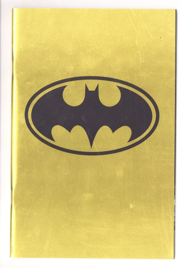 Batman Vol 3 135 (900) NM (9.4) (2023) Gold Foil Insignia Exclusive Variant