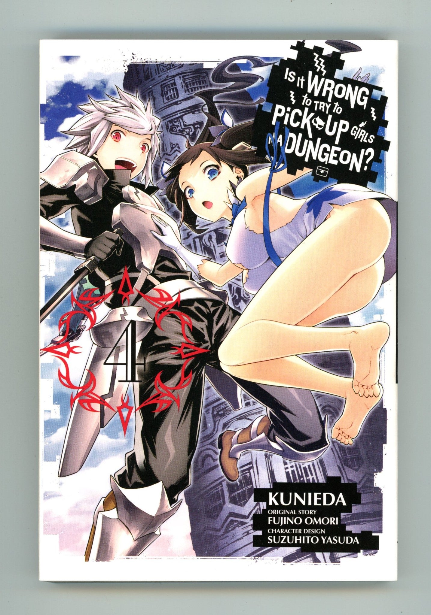 Is It Wrong to Try to Pick Up Girls in a Dungeon? Vol 4 High Grade TPB (2016) 
