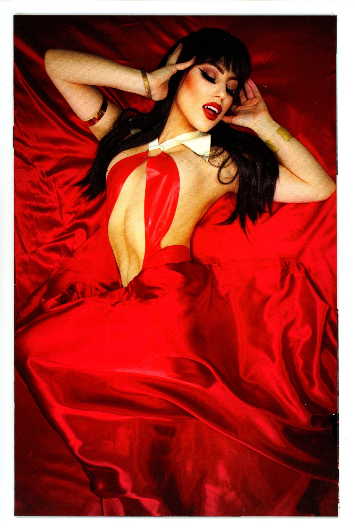 Vampirella Valentine's Special [nn] NM- (9.2) (2022) Cosplay Virgin Incentive Variant 
