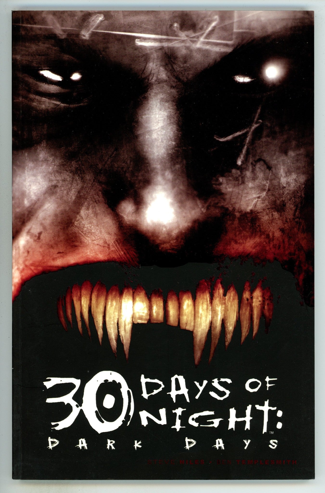 30 Days of Night: Dark Days TPB Vol 2   High Grade   (2007)       