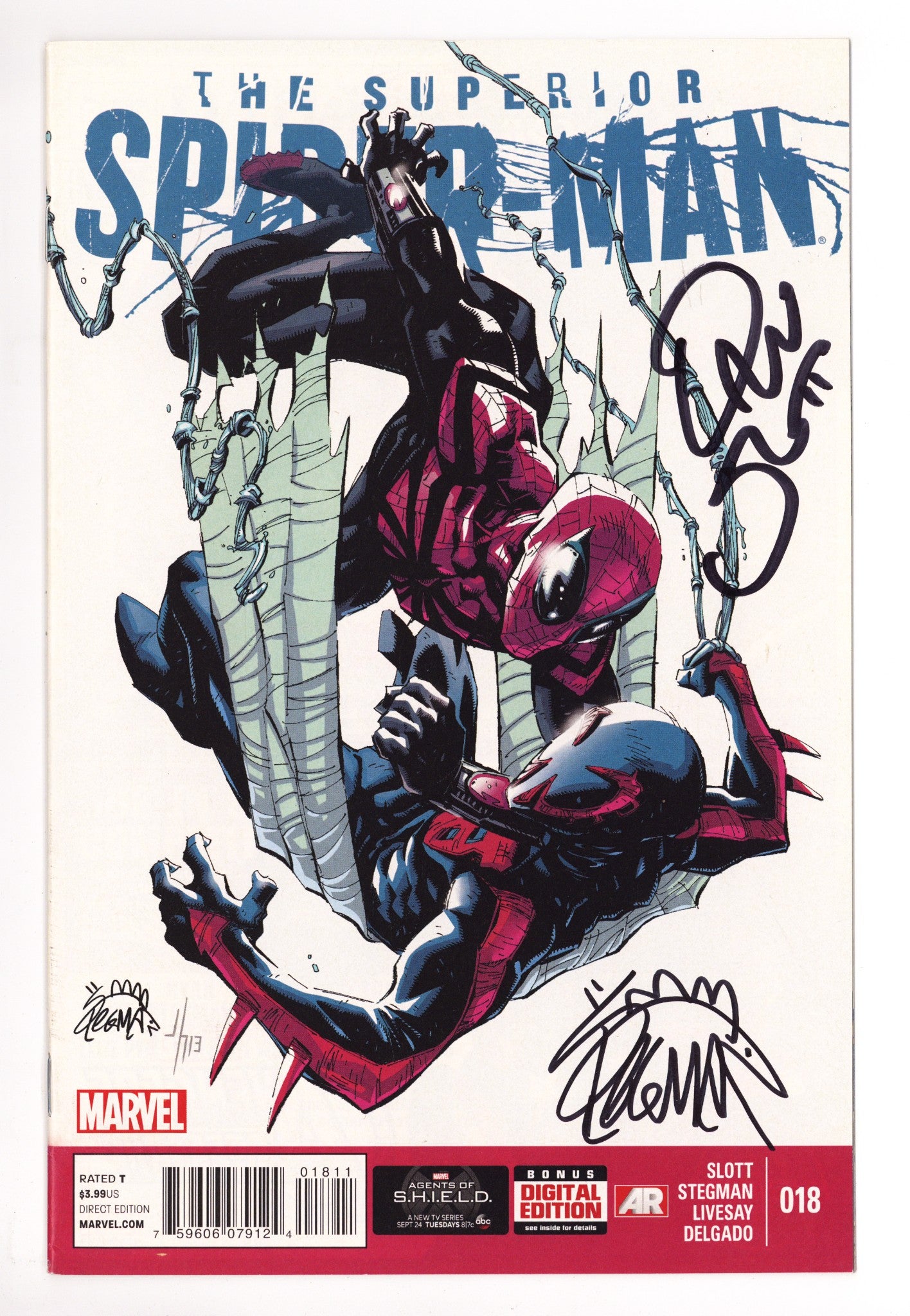 Superior Spider-Man Vol 1 18  Mid Grade   (2013)        Signed x2 Cover Ryan Stegman & Dan Slott 