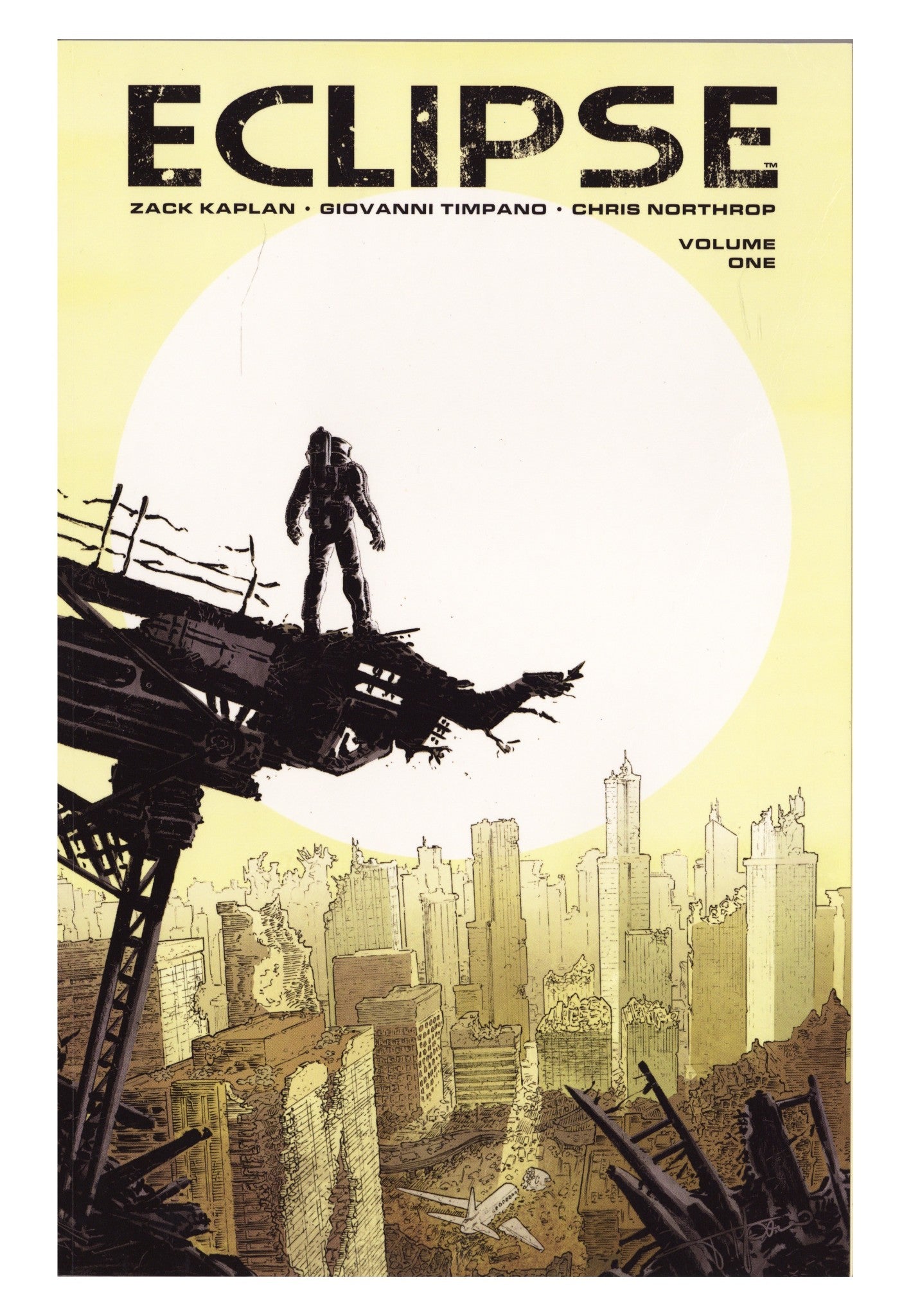 Eclipse TPB Vol 1   Low Grade   (2011)        