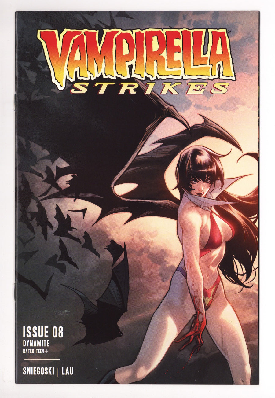 Vampirella Strikes Vol 3 8  High Grade   (2022) Segovia     Variant  