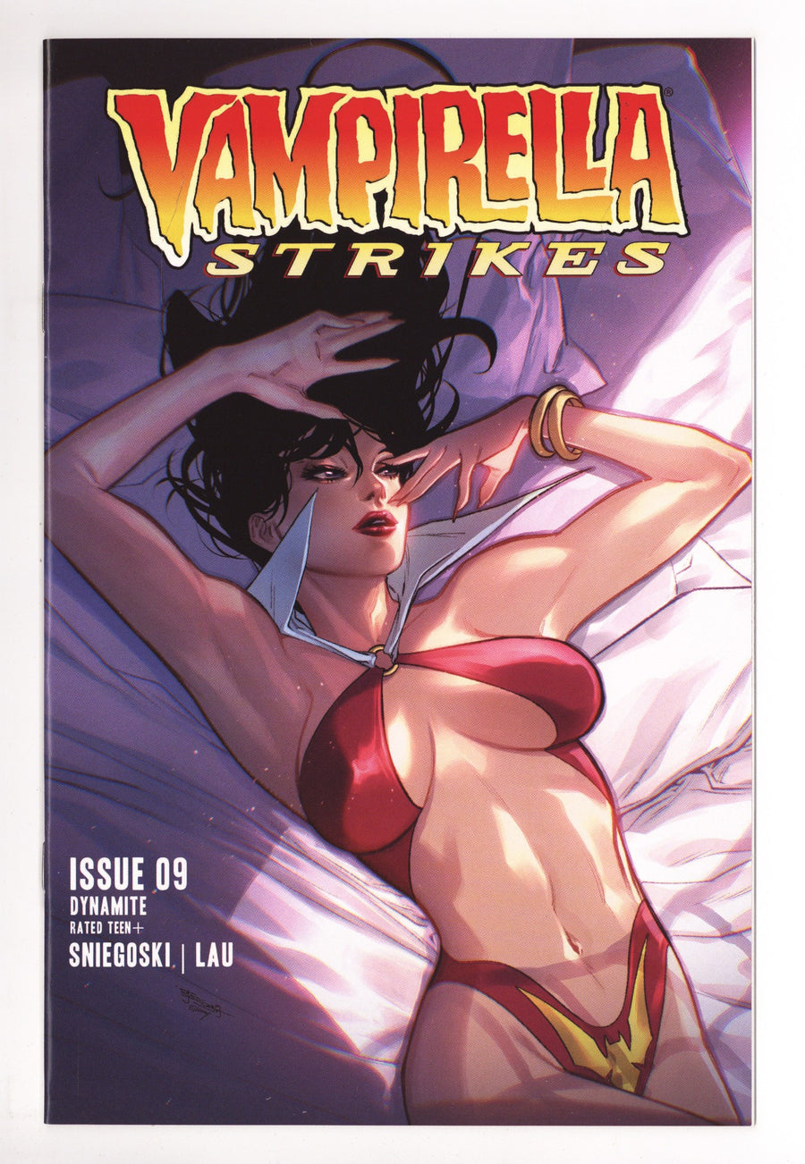 Vampirella Strikes Vol 3 9  High Grade   (2023) Segovia     Variant  
