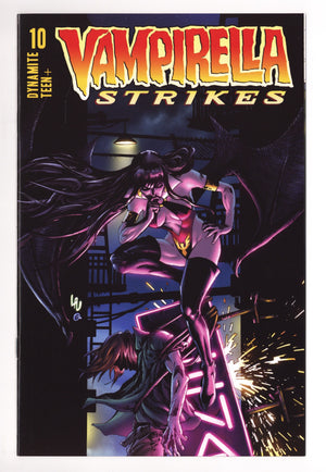 Vampirella Strikes Vol 3 10  High Grade   (2023) Lau     Variant