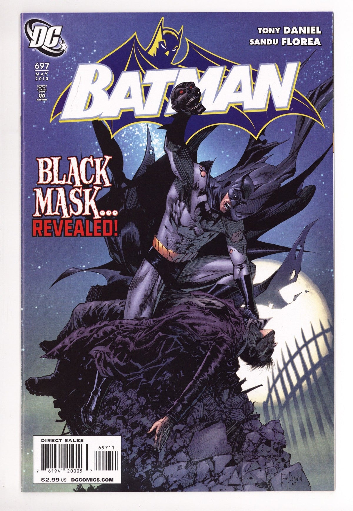 Batman Vol 1 697  High Grade   (2010)