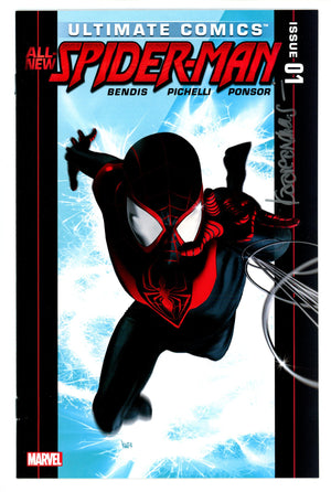 Ultimate Comics Spider-Man Vol 2 1 NM- (9.2) (2011) Signed x1 Cover Kaare Andrews