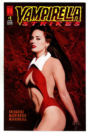 Vampirella Strikes 1 (1995)