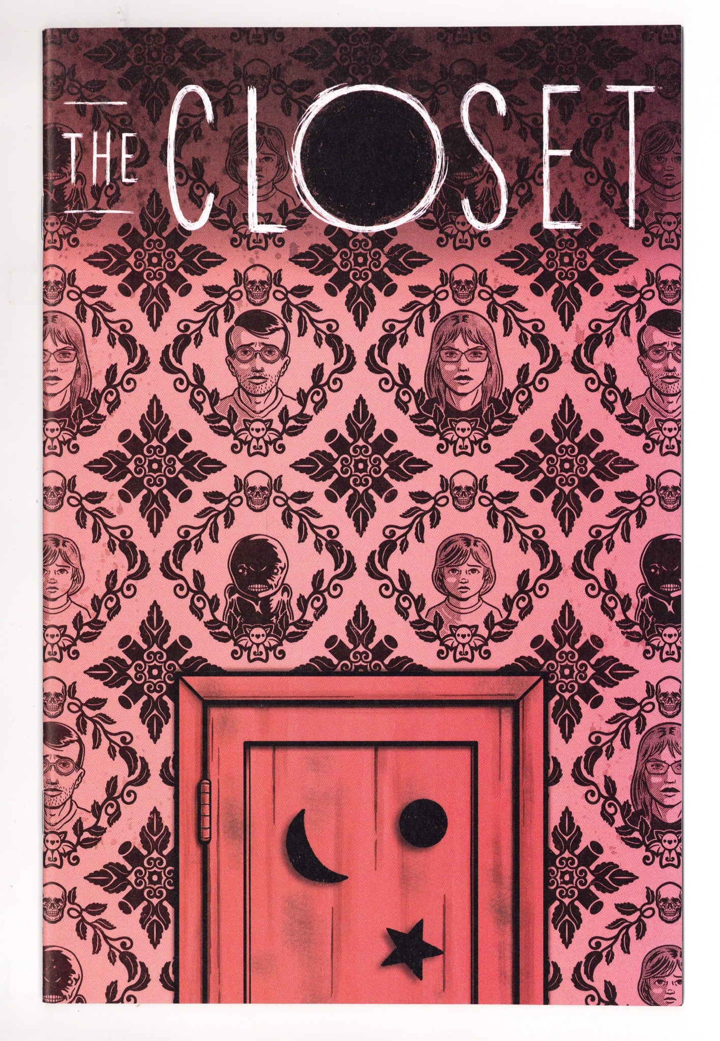 The Closet   1  NM (9.4)   (2022) Ritchie     Exclusive Variant  