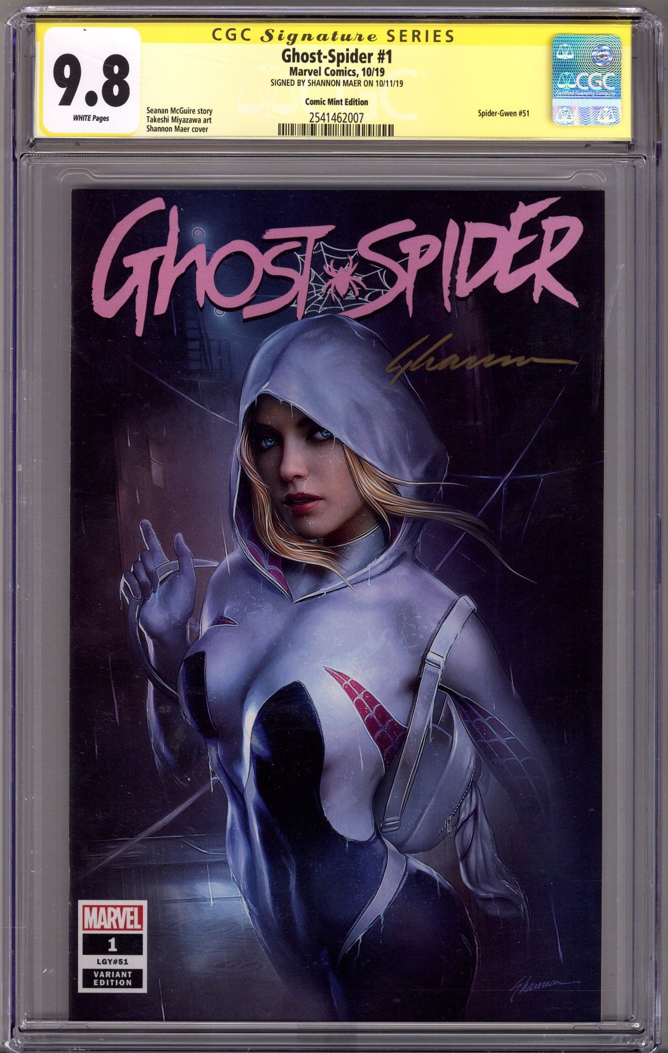 Ghost-Spider Vol 1 1 (51) CGC 9.8 (NM/M)   (2019) Maer     Exclusive Variant  Signed x1 Cover Shannon Maer 