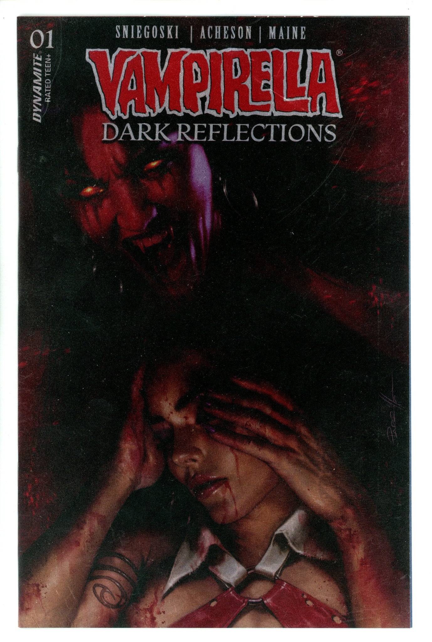 Vampirella Dark Reflections  1 Parrillo  Foil Variant  (2024)