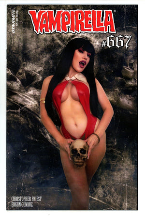 Vampirella 667 Photo Variant (2024)