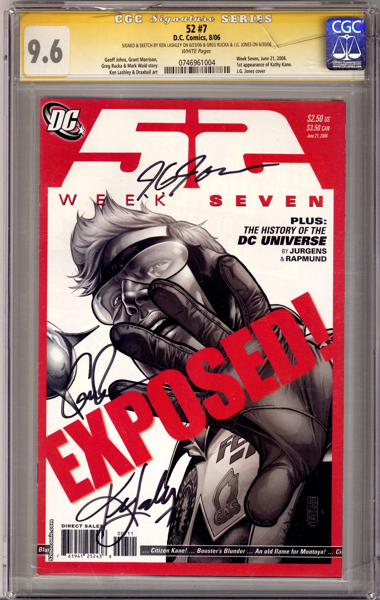 52 7 CGC 9.8 (NM/M) Cracked Case (2006) Signed x3 Cover Ken Lashley, Greg Rucka & J. G. Jones 
