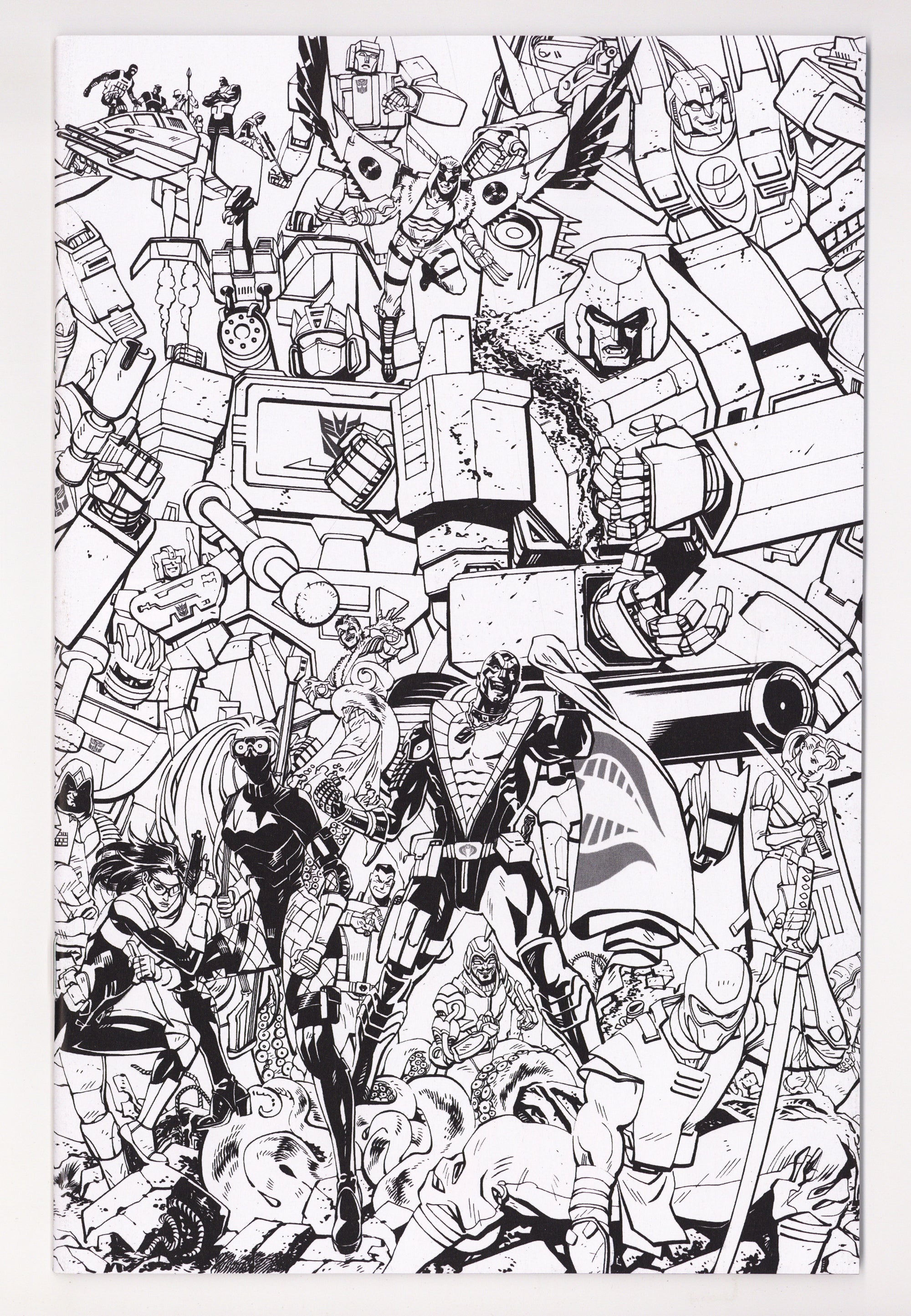 Transformers 33 Reilly B&W Connecting Variant (2026)