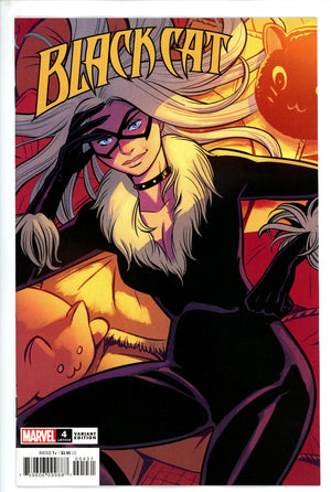 Black Cat Vol 2 4 Bustos Variant (2021)