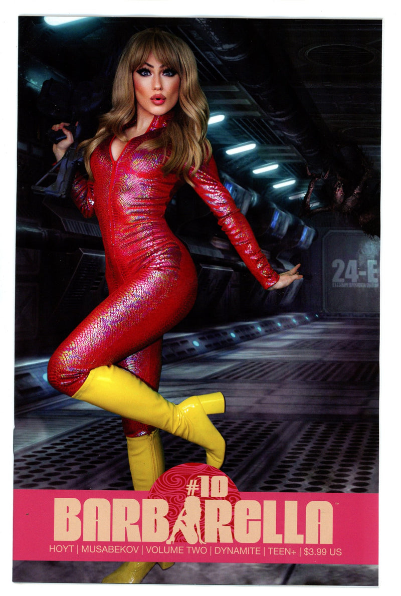 Barbarella 10 Cosplay Variant (2022)