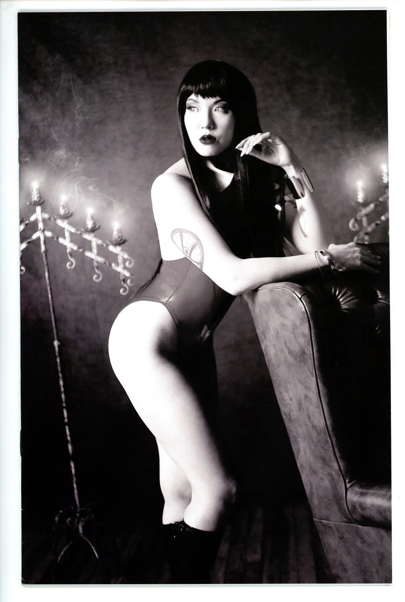 Vampirella Valentines Day Special  1 Cosplay Variant (2021)