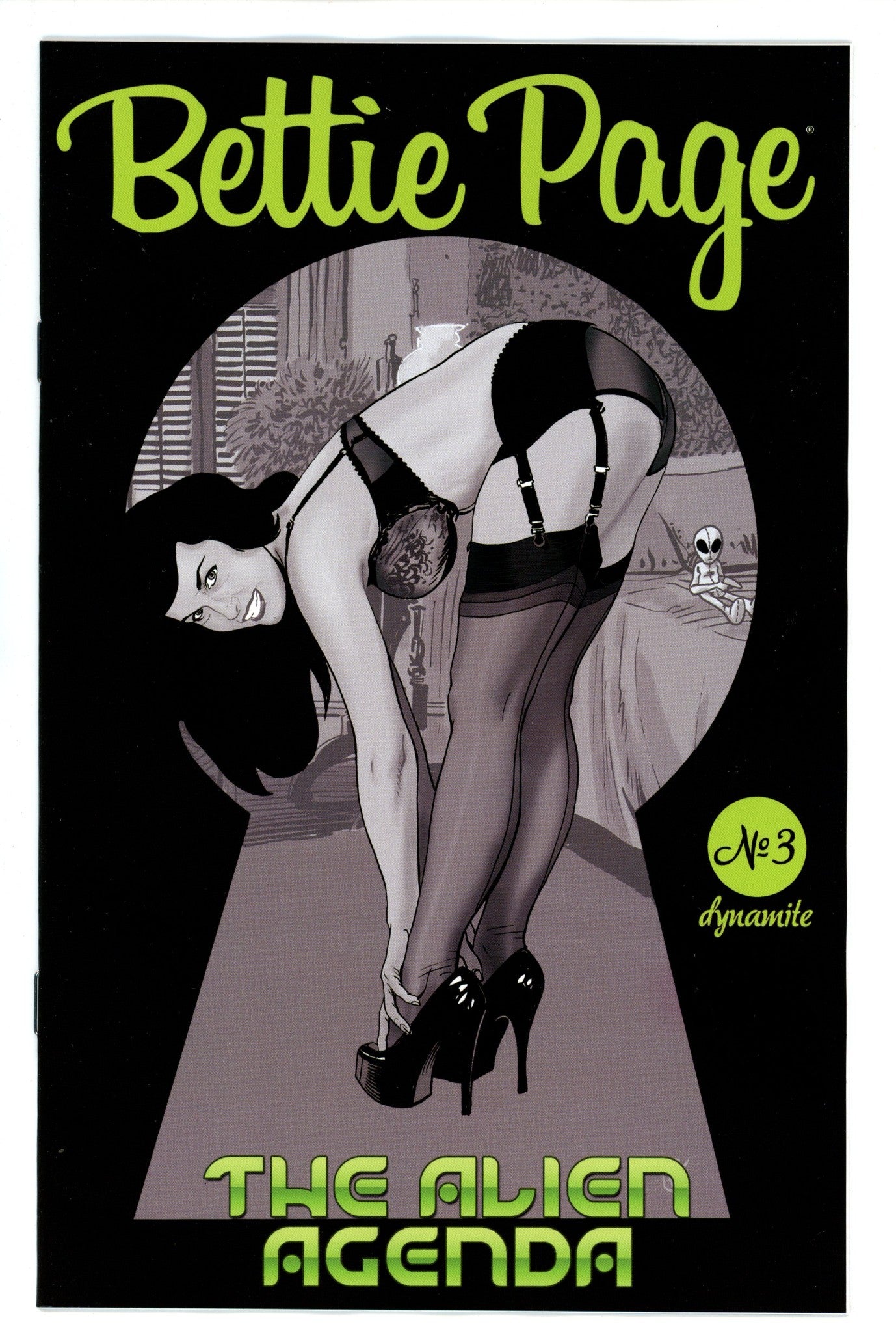 Bettie Page Alien Agenda 3 Broxton Variant