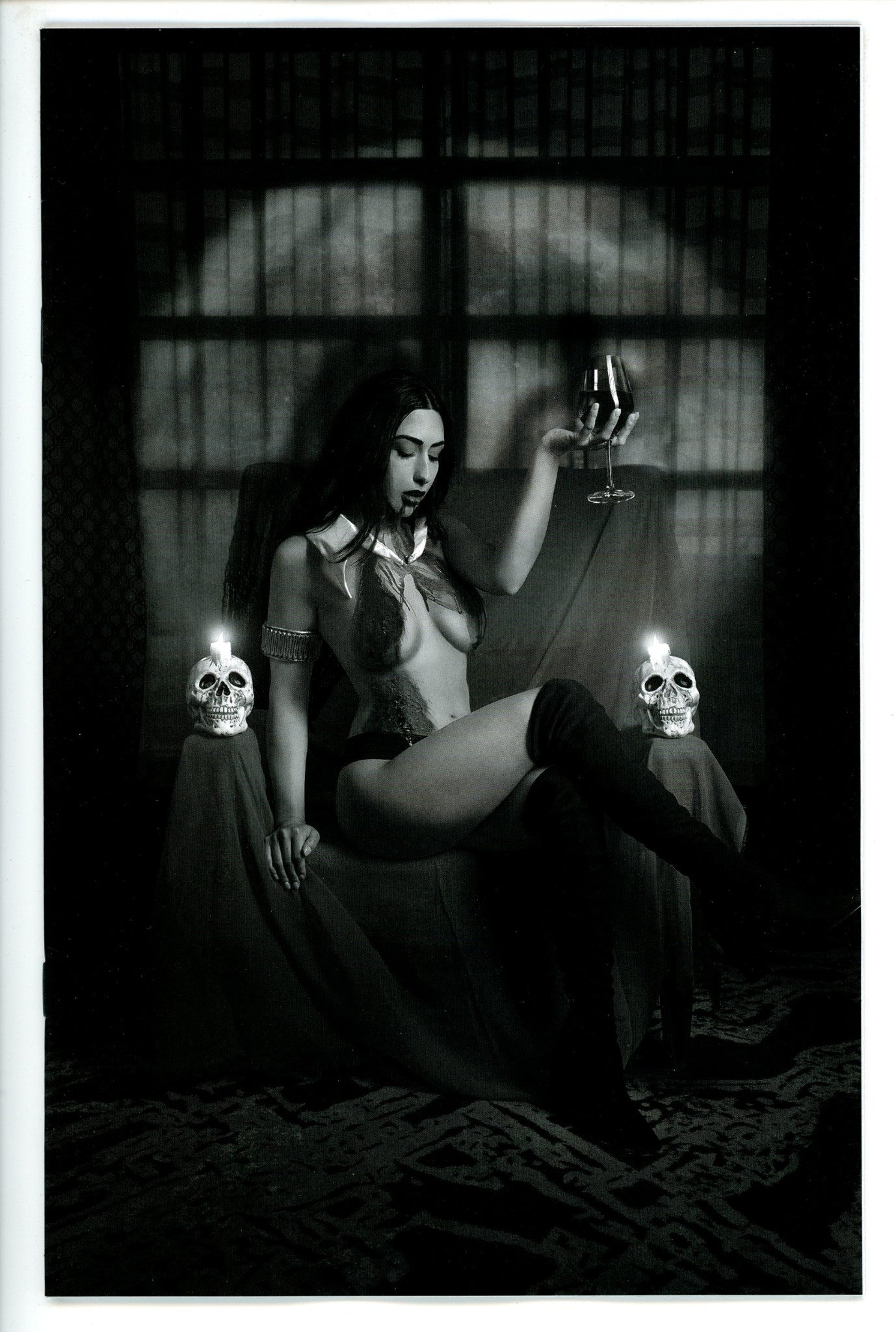 Vampirella 1992 1 Cosplay Variant