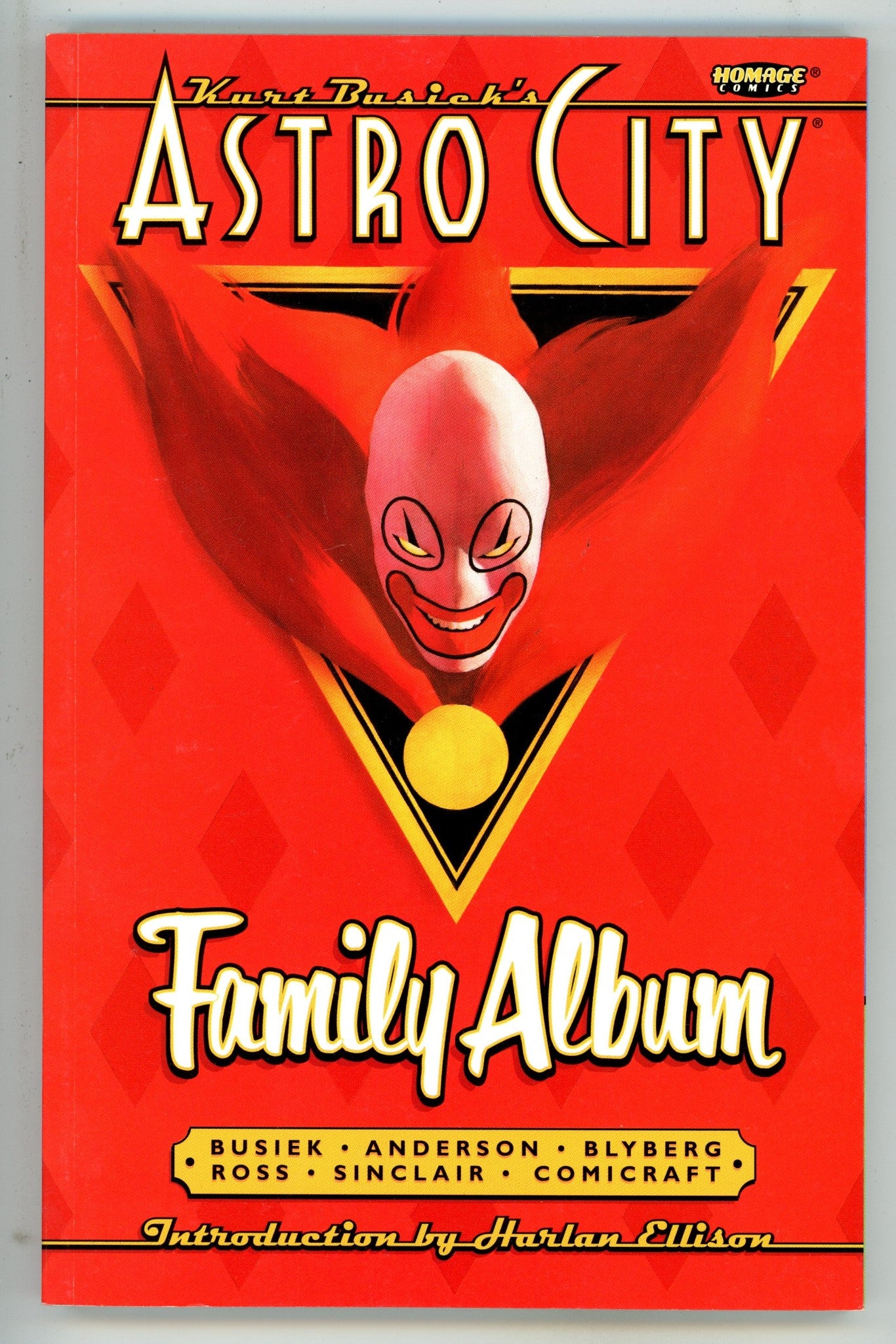 Astro City Family Album TPB