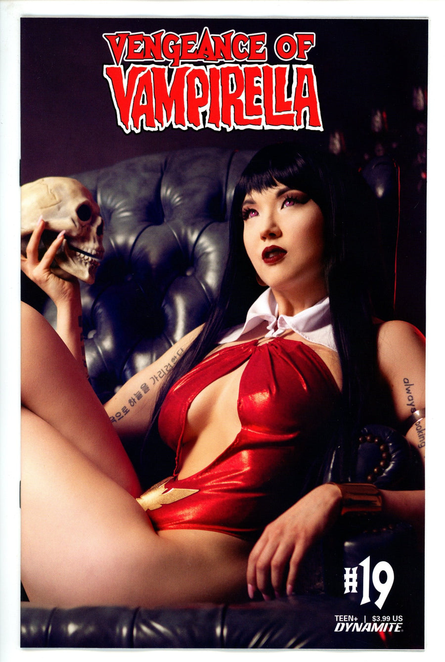 Vengeance of Vampirella Vol 2 19 Cosplay Variant (2021)