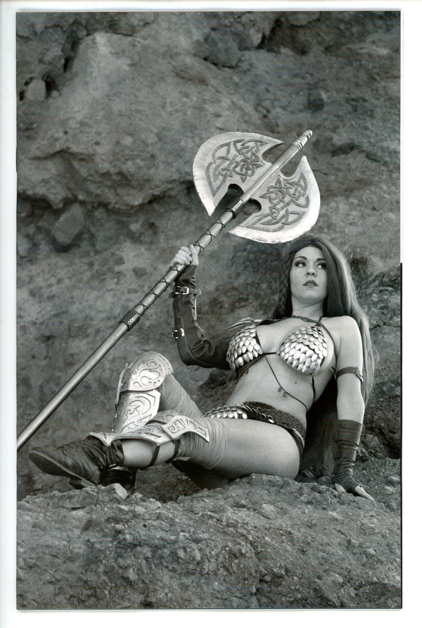 Red Sonja Black White Red 6 Cosplay Virgin Variant (2022)