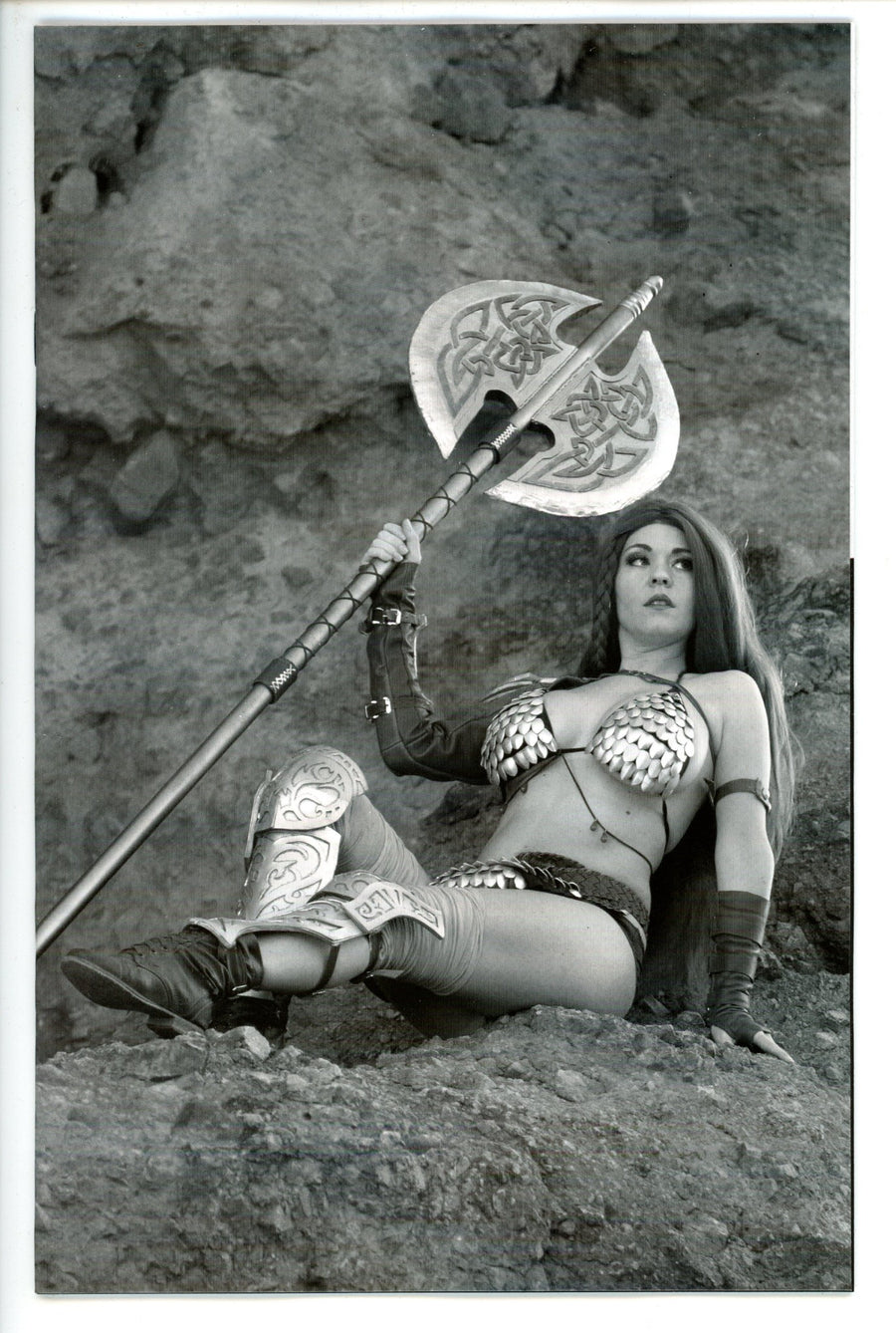 Red Sonja Black White Red 6 Cosplay Virgin Variant (2022)